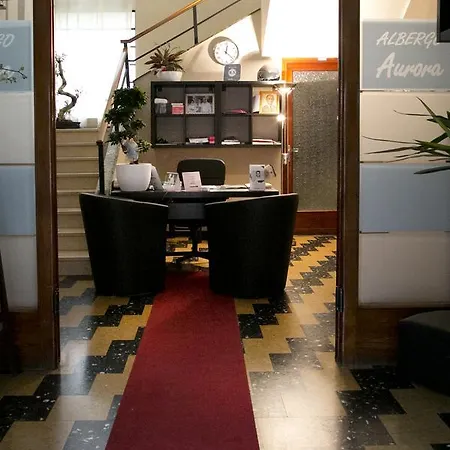 Aurora Hotel 2*