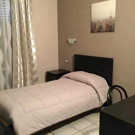 Hotel Aurora 2*